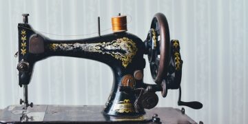 Evde Dikiş İşi Yaparak Para Kazanma