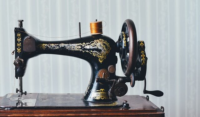 Evde Dikiş İşi Yaparak Para Kazanma