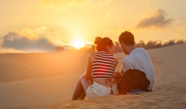 İnsanları Kendinize Nasıl Aşık Edersiniz?