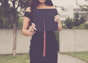 Üniversiteden Sonra Nasıl İş Bulunur