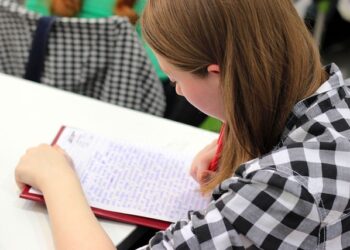 Öğrenciler İçin Erken Kalkma Yöntemleri