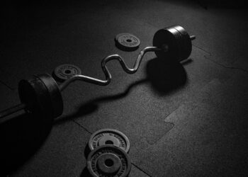 Barbell Biceps Curl Nasıl Yapılır