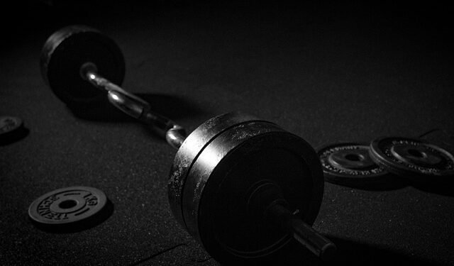 Reserve Barbell Curl Nasıl Yapılır