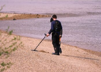 Metal Dedektörü Nasıl Kullanılır